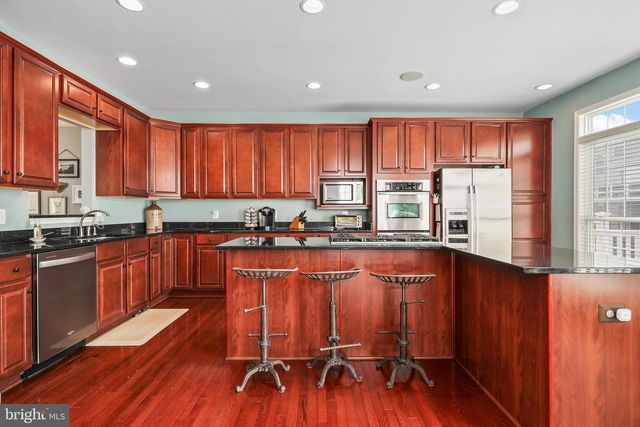 42125 BYRNES VIEW TER, Aldie, VA 20105