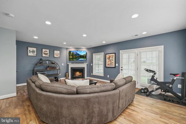 42125 BYRNES VIEW TER, Aldie, VA 20105