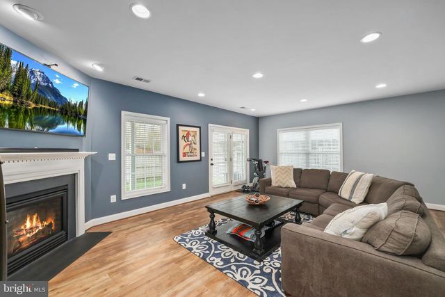 42125 BYRNES VIEW TER, Aldie, VA 20105