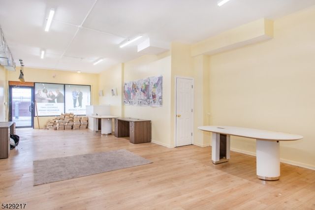 223 Martin Luther King Jr Dr, Jersey City, NJ 07305