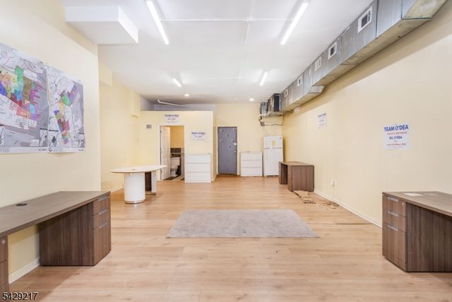 223 Martin Luther King Jr Dr, Jersey City, NJ 07305