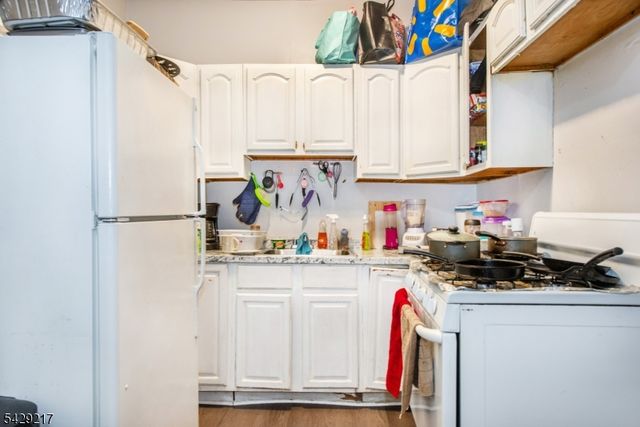 223 Martin Luther King Jr Dr, Jersey City, NJ 07305
