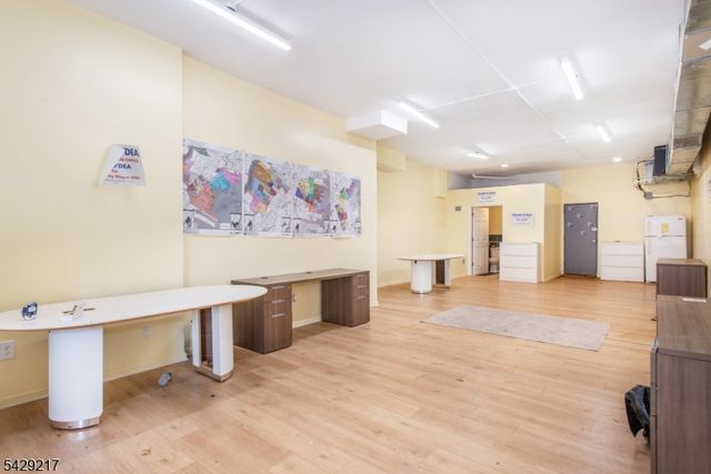 223 Martin Luther King Jr Dr, Jersey City, NJ 07305