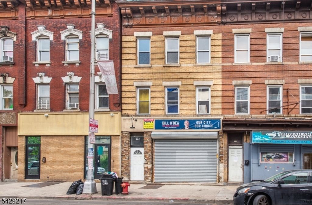 223 Martin Luther King Jr Dr, Jersey City, NJ 07305