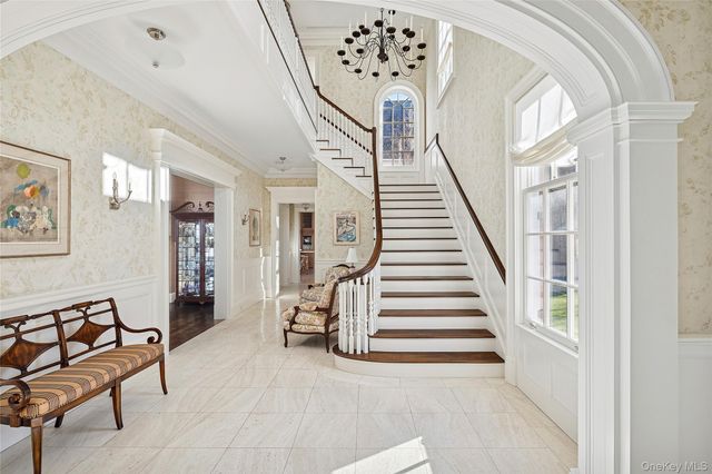 30 Forest Drive, Sands Point, NY 11050