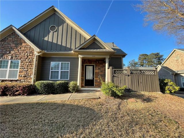 212 Glens Loop, Woodstock, GA 30188