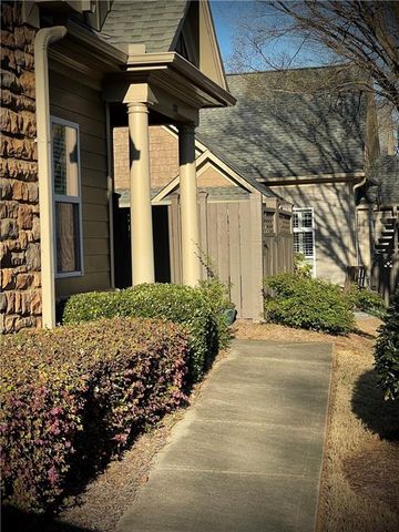 212 Glens Loop, Woodstock, GA 30188