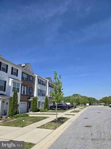 7720 VILLAGE PARK DR, Dundalk, MD 21222