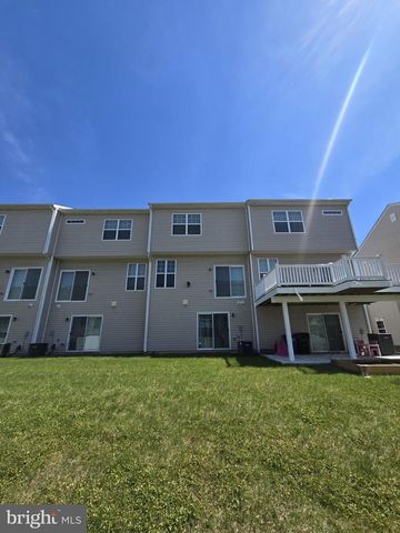 7720 VILLAGE PARK DR, Dundalk, MD 21222