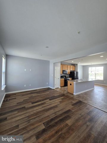 7720 VILLAGE PARK DR, Dundalk, MD 21222