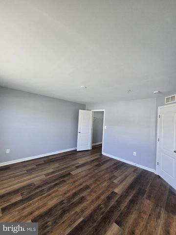 7720 VILLAGE PARK DR, Dundalk, MD 21222