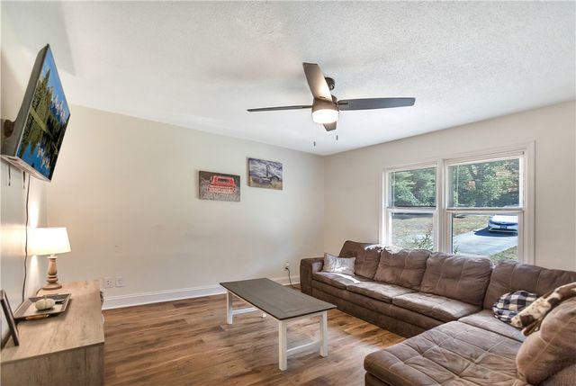 1409 Whiten Road, Belton, SC 29627
