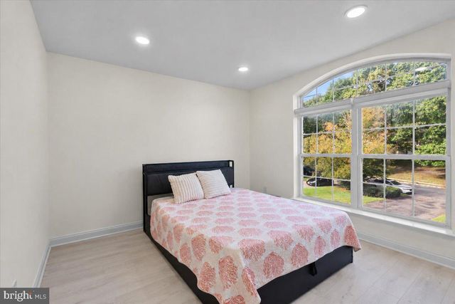 13 COTTONWOOD DR, Jackson, NJ 08527