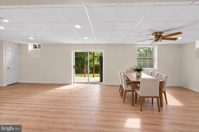 13 COTTONWOOD DR, Jackson, NJ 08527