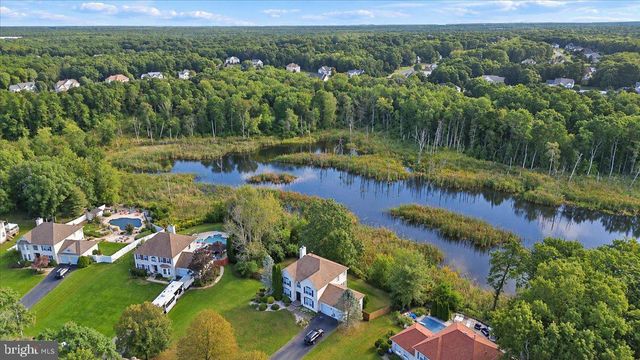 13 COTTONWOOD DR, Jackson, NJ 08527