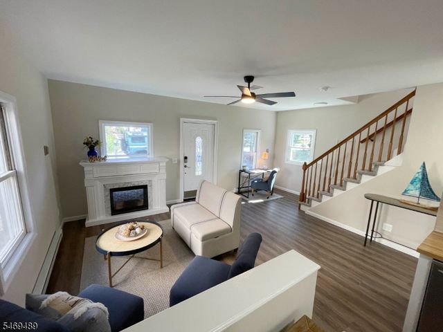 66 New York Ave, Jefferson Twp., NJ 07849