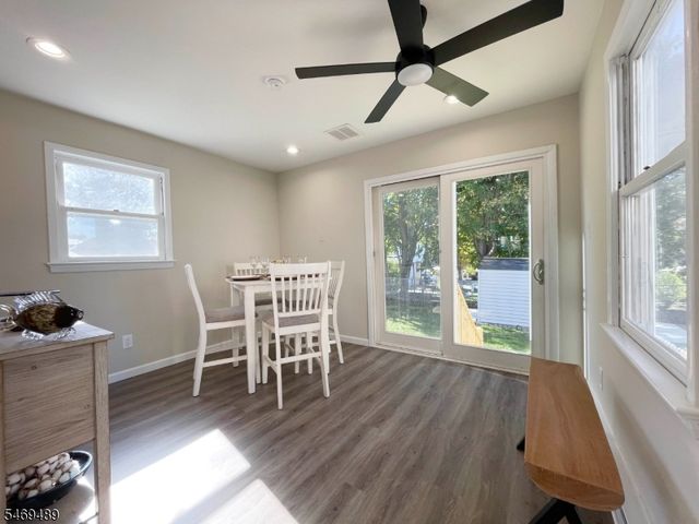 66 New York Ave, Jefferson Twp., NJ 07849