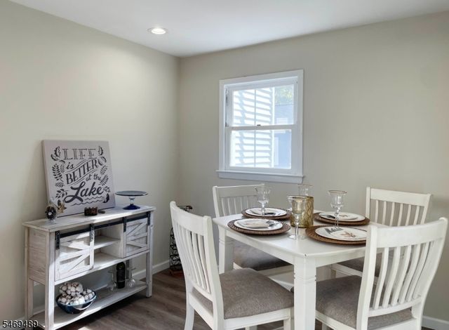66 New York Ave, Jefferson Twp., NJ 07849