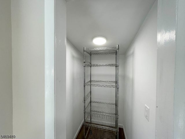 66 New York Ave, Jefferson Twp., NJ 07849