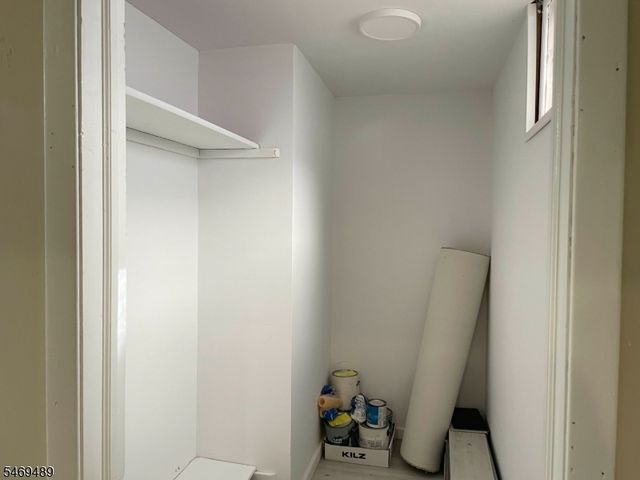 66 New York Ave, Jefferson Twp., NJ 07849