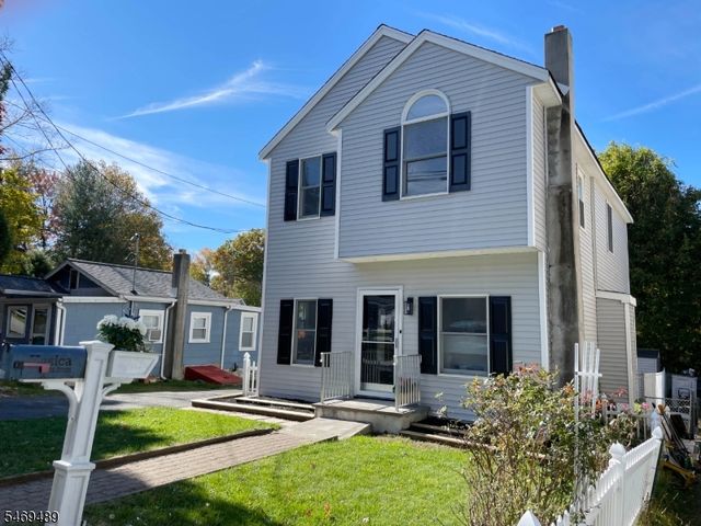 66 New York Ave, Jefferson Twp., NJ 07849