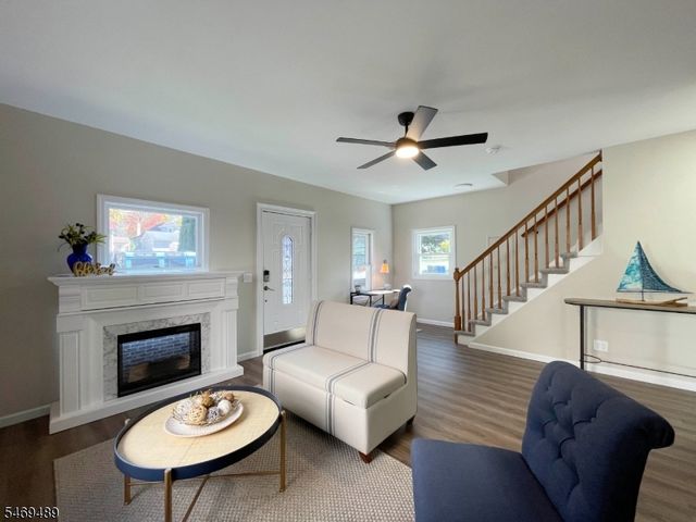 66 New York Ave, Jefferson Twp., NJ 07849