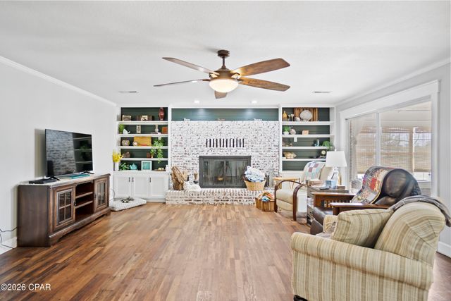 4671 Shankle Drive, Marianna, FL 32446