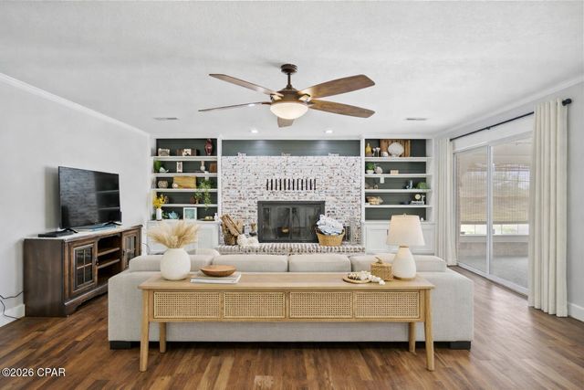 4671 Shankle Drive, Marianna, FL 32446