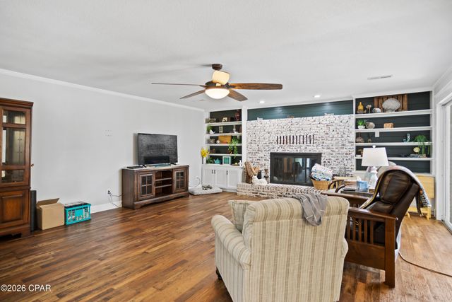 4671 Shankle Drive, Marianna, FL 32446