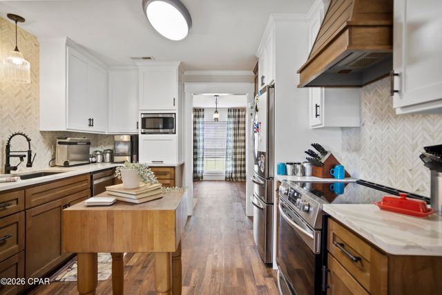 4671 Shankle Drive, Marianna, FL 32446