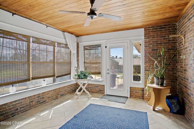 4671 Shankle Drive, Marianna, FL 32446