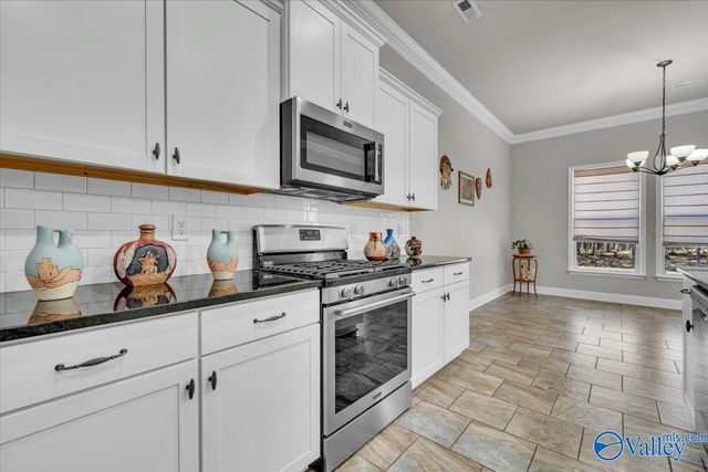 18169 Merlin Drive, Athens, AL 35613