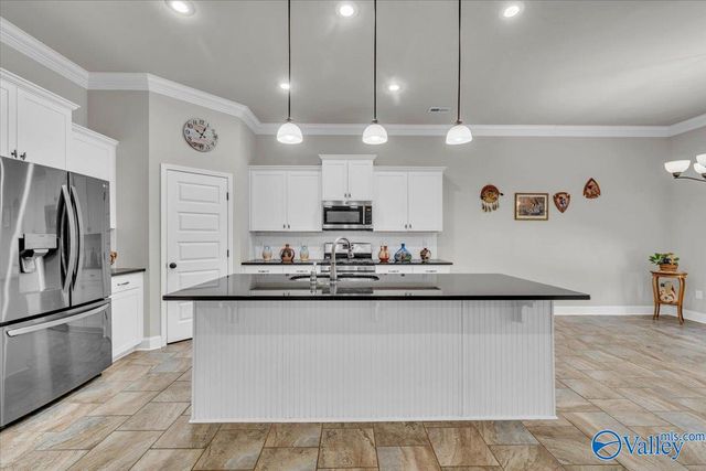 18169 Merlin Drive, Athens, AL 35613