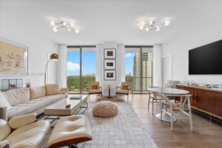 2678 Tigertail Avenue 1508, Miami, FL 33133