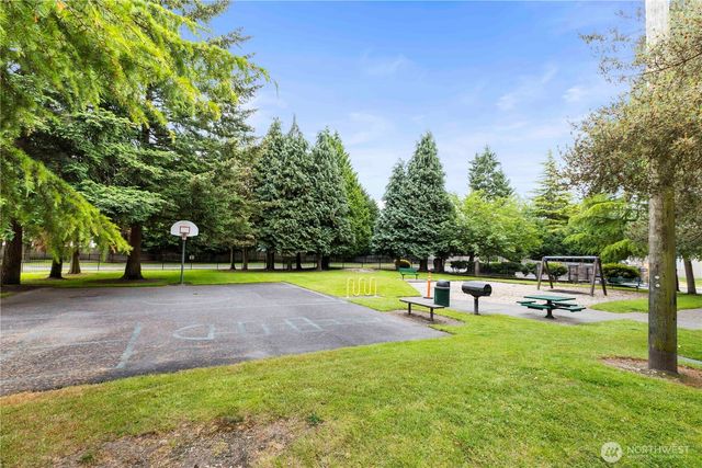 7228 200th St CT E, Spanaway, WA 98387