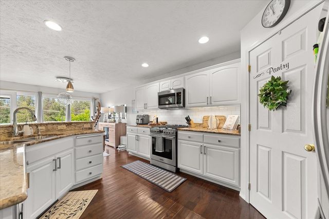 13603 N Mayfair Ln, Spokane, WA 99208