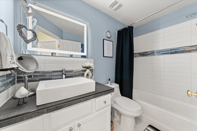 13603 N Mayfair Ln, Spokane, WA 99208