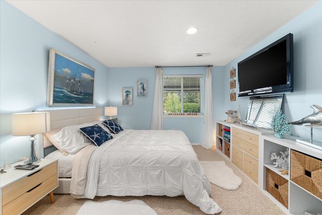 13603 N Mayfair Ln, Spokane, WA 99208