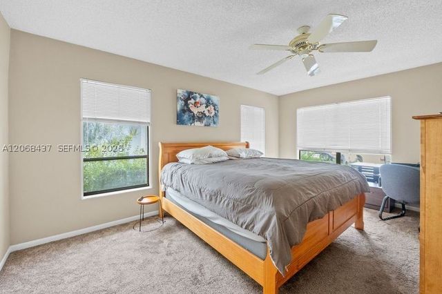 7507 N Ace Rd N, Lake Worth, FL 33467