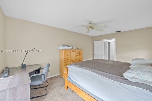 7507 N Ace Rd N, Lake Worth, FL 33467