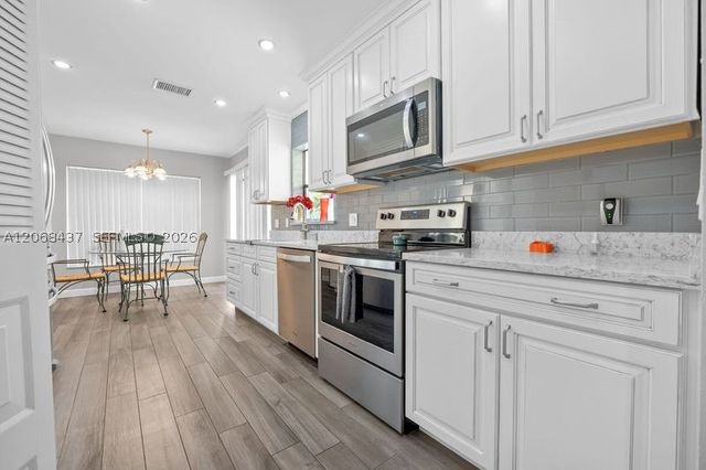 7507 N Ace Rd N, Lake Worth, FL 33467