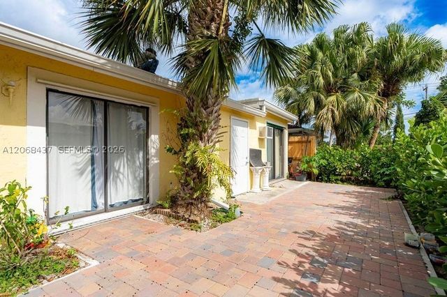 7507 N Ace Rd N, Lake Worth, FL 33467