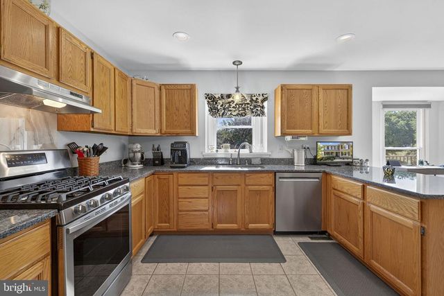 8056 GRIFFINSBURG RD, Boston, VA 22713