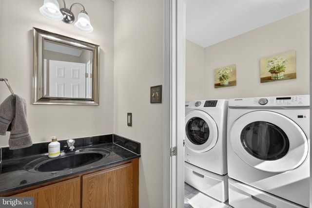 8056 GRIFFINSBURG RD, Boston, VA 22713