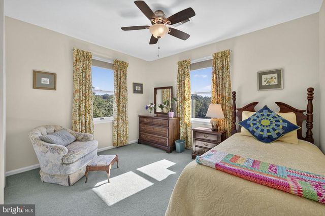 8056 GRIFFINSBURG RD, Boston, VA 22713