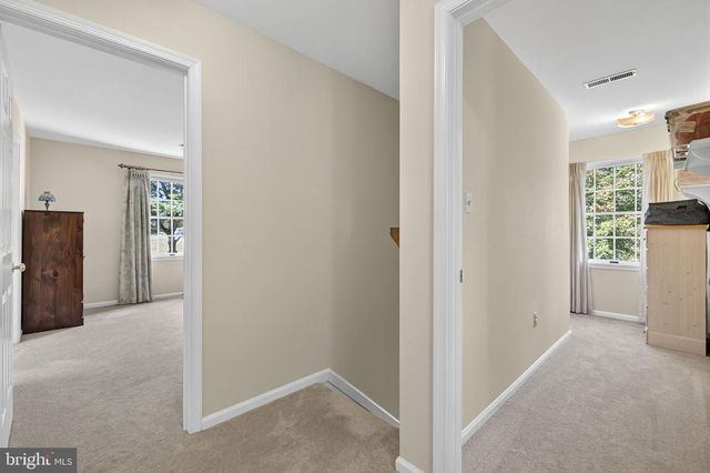 8056 GRIFFINSBURG RD, Boston, VA 22713