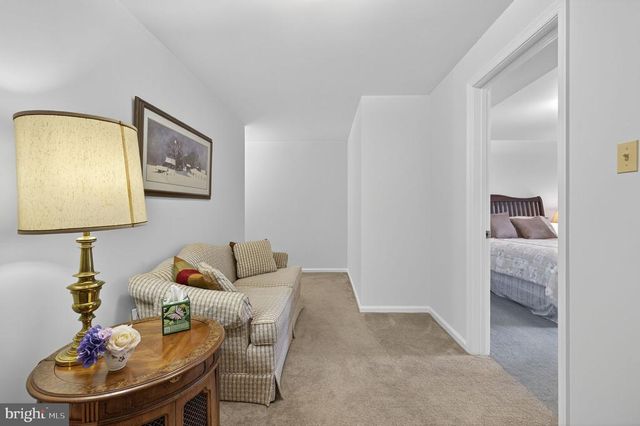 8056 GRIFFINSBURG RD, Boston, VA 22713