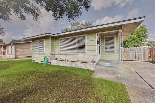626 Pennington Dr, Corpus Christi, TX 78412
