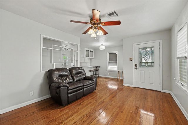 626 Pennington Dr, Corpus Christi, TX 78412