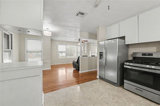 626 Pennington Dr, Corpus Christi, TX 78412